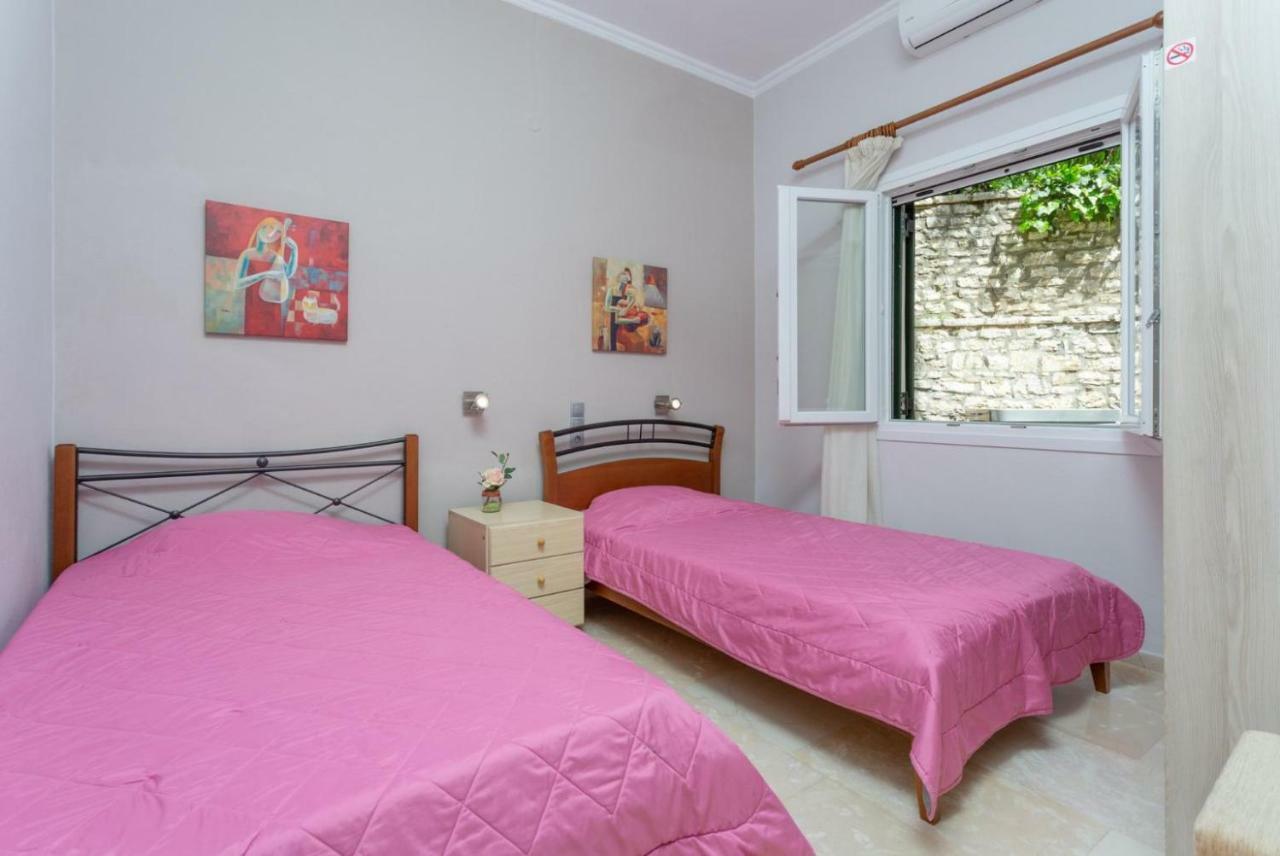 Villa Katerina Katávolos Eksteriør bilde